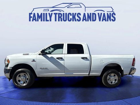 Used 2022 RAM 2500 Tradesman AWD/4WD image 2