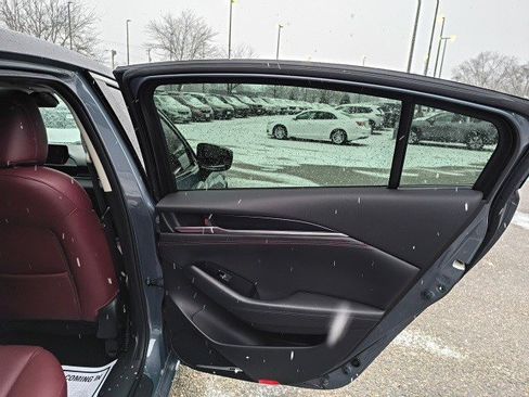 Used 2021 MAZDA MAZDA6 Carbon Edition image 16