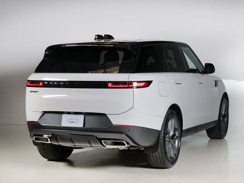 New 2026 Land Rover Range Rover Sport SE AWD/4WD image 2