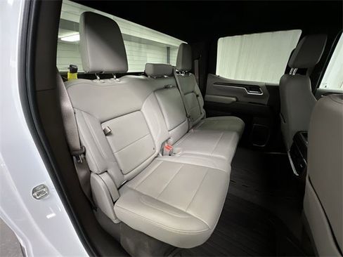 Certified 2022 GMC Sierra 1500 SLT w/ SLT Convenience Package image 62
