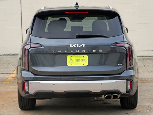 Used 2023 Kia Telluride EX AWD/4WD image 52