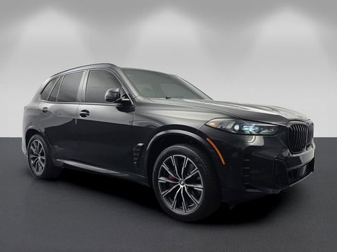 Used 2024 BMW X5 sDrive40i w/ M Sport Package RWD image 1