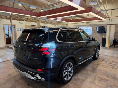 Used 2025 BMW X5 xDrive40i image 3