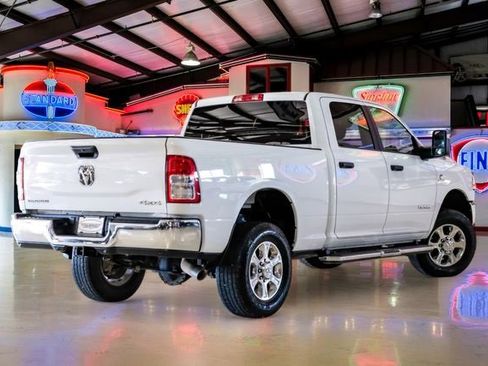 Used 2024 RAM 2500 Big Horn w/ Off Road Package image 3