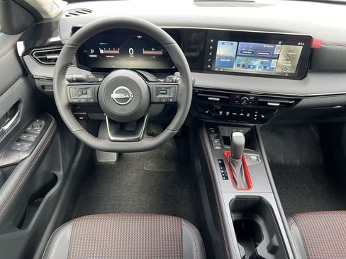 New 2025 Nissan Kicks SR w/ SR Premium Package image 33