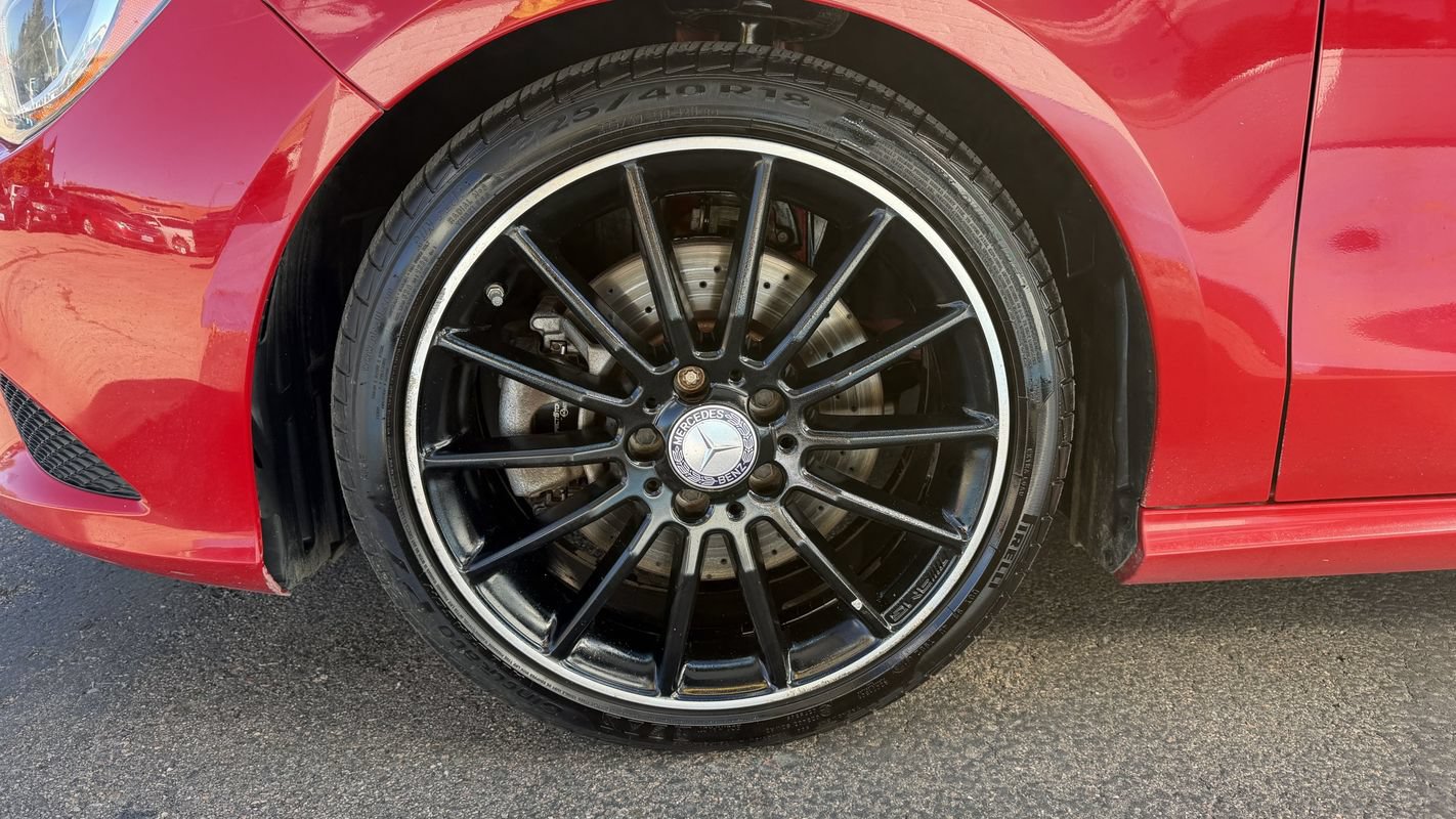 Used 2014 Mercedes-Benz CLA 250 4MATIC image 7