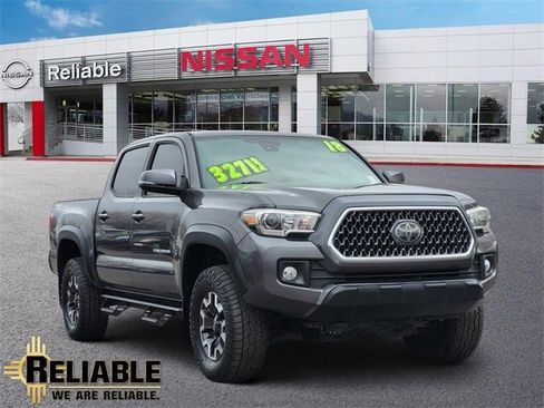 Used 2018 Toyota Tacoma TRD Off-Road image 1