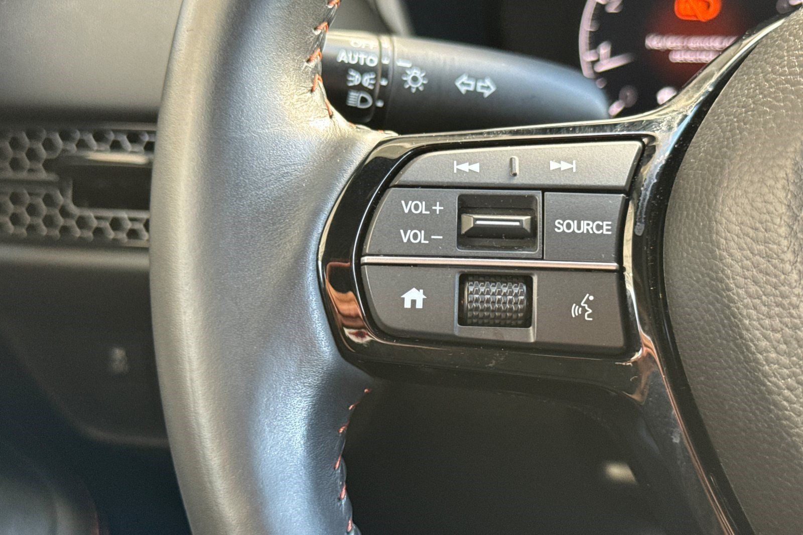 Used 2024 Honda HR-V Sport image 30