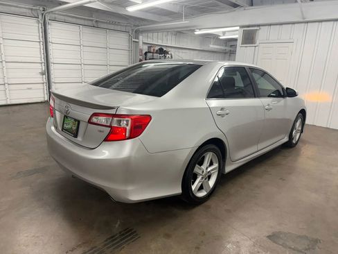 Used 2012 Toyota Camry SE image 13