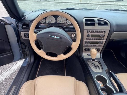 Used 2005 Ford Thunderbird 50th Anniversary RWD image 82