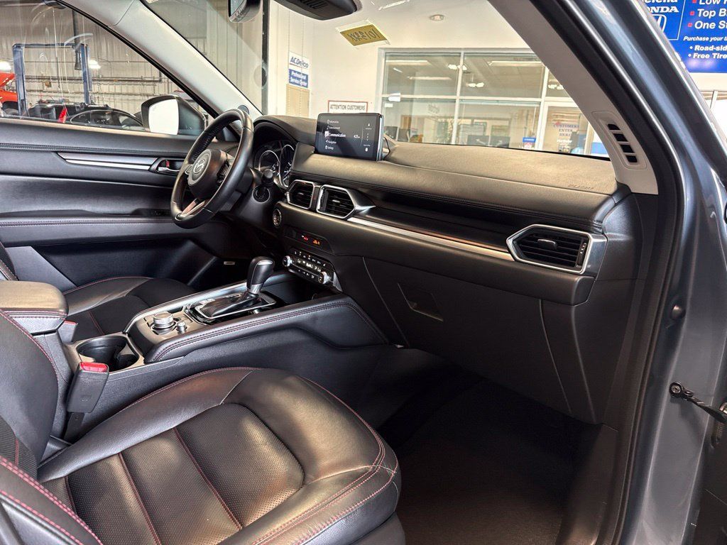 Used 2025 MAZDA CX-5 Carbon Edition AWD/4WD image 29