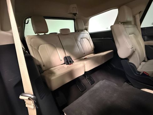 Used 2024 Ford Expedition Limited AWD/4WD image 66