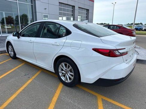Certified 2025 Toyota Camry LE w/ Convenience Package FWD image 4