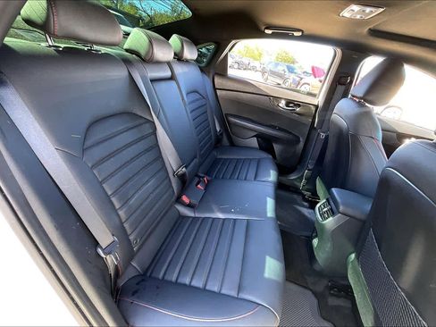 Used 2024 Kia Forte GT w/ GT2 Package image 19