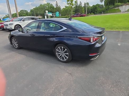 Used 2019 Lexus ES 350 w/ Premium Package FWD image 9