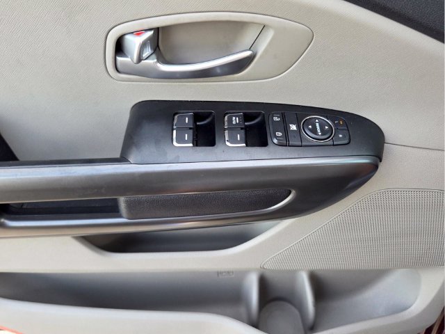 Used 2020 Kia Sedona LX FWD image 31