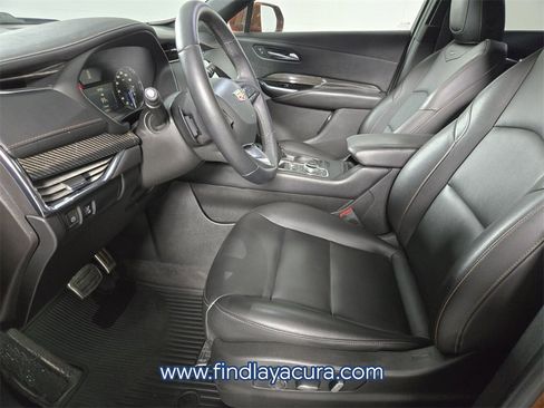 Used 2019 Cadillac XT4 Sport w/ Cold Weather Package image 11