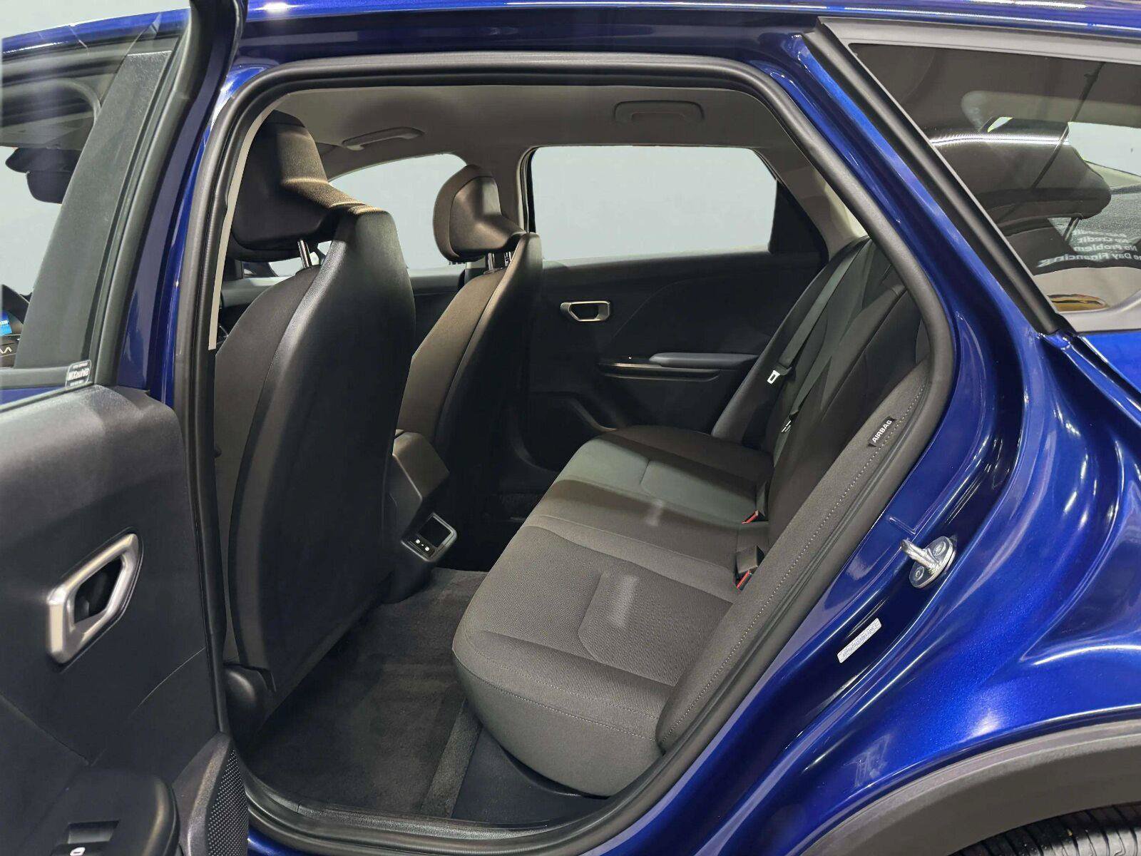 Used 2026 Kia K4 FWD image 36