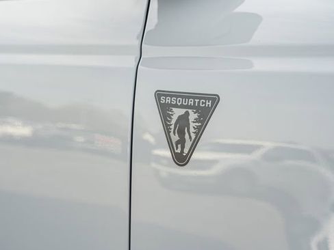New 2026 Ford Bronco 2-Door w/ Sasquatch Package AWD/4WD image 19