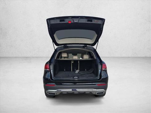 Certified 2022 Mercedes-Benz GLC 300 4MATIC image 6