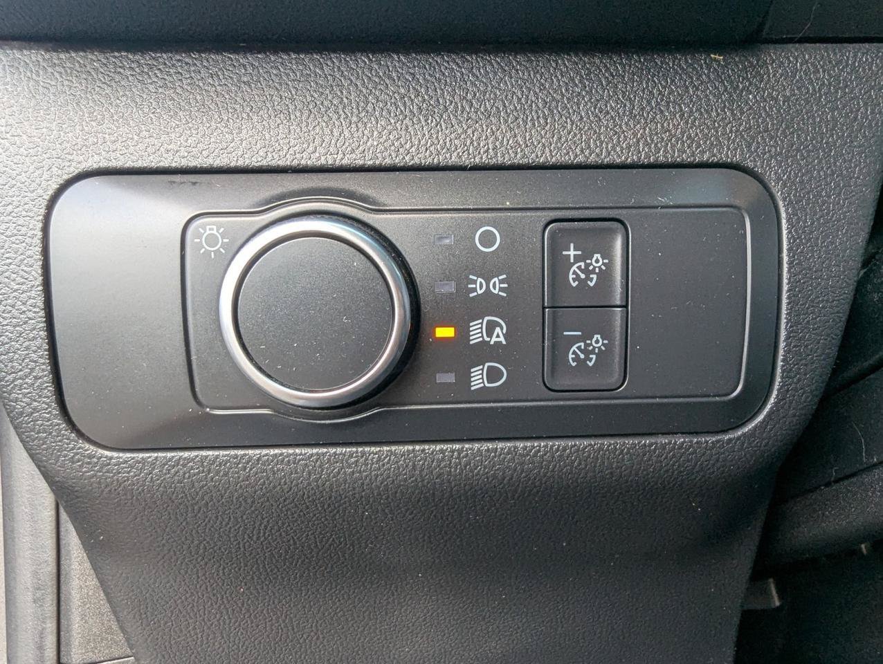 Used 2022 Ford Escape S AWD/4WD image 17