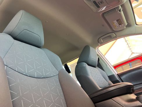 Used 2023 Toyota RAV4 XLE FWD image 18