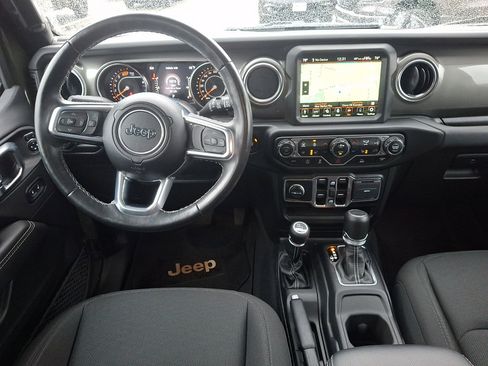 Used 2023 Jeep Wrangler Unlimited Sahara w/ Cold Weather Group AWD/4WD image 21