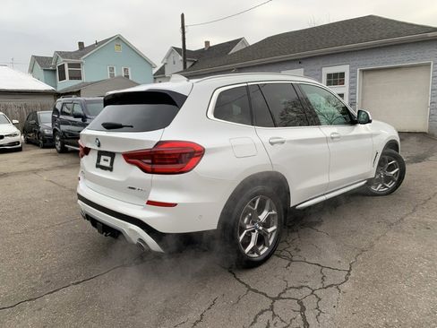 Used 2021 BMW X3 xDrive30e w/ Executive Package image 5