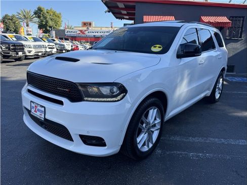 Used 2018 Dodge Durango R/T w/ Technology Group image 3