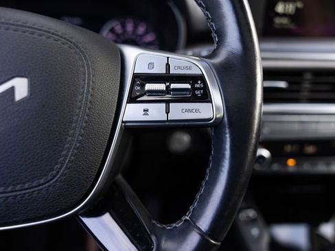 Used 2022 Kia Telluride SX w/ SX Prestige Package image 15