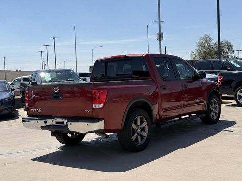 Used 2015 Nissan Titan SV w/ SV Value Truck Package RWD image 6