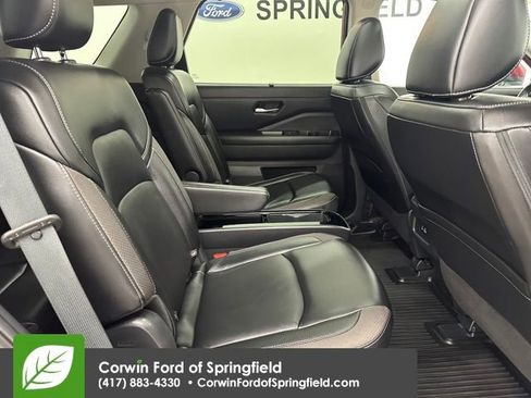 Used 2023 Nissan Pathfinder SL w/ SL Premium Package image 13