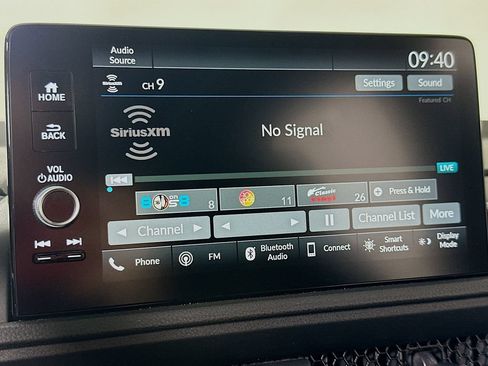 Used 2025 Honda CR-V Sport-L image 30