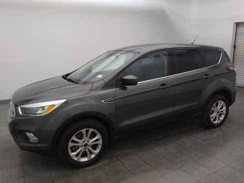 Used 2017 Ford Escape SE AWD/4WD image 2
