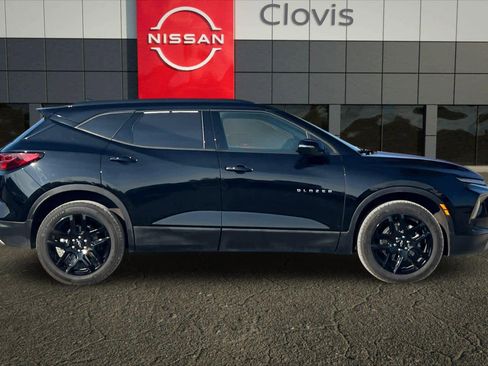 Used 2023 Chevrolet Blazer LT image 9