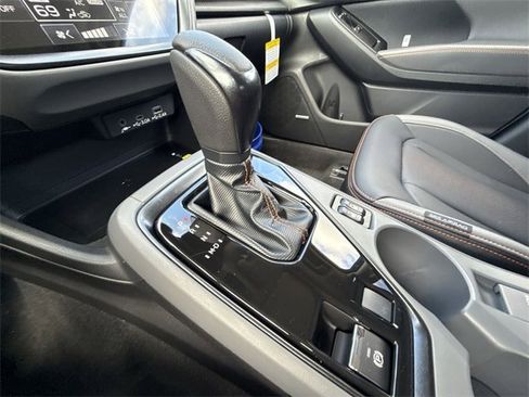 New 2025 Subaru Crosstrek 2.5i Limited w/ Crosstrek Mirror Package image 19