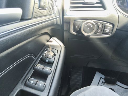 Used 2024 Ford Edge Titanium w/ Equipment Group 301A AWD/4WD image 27