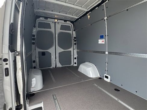 New 2024 Mercedes-Benz Sprinter 144 Cargo image 3