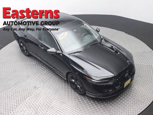 Used 2024 Honda Accord Sport image 3