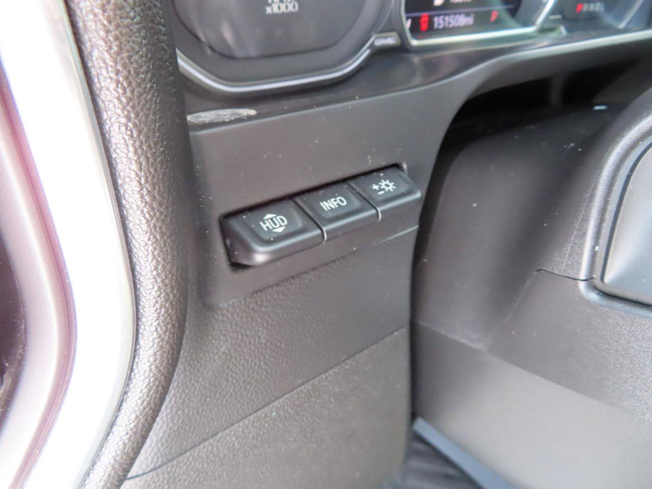 Used 2020 GMC Sierra 2500 AT4 w/ AT4 Premium Package AWD/4WD image 36