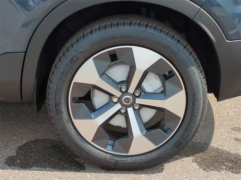 New 2026 Volvo XC40 B5 Core w/ Protection Package Premier image 12