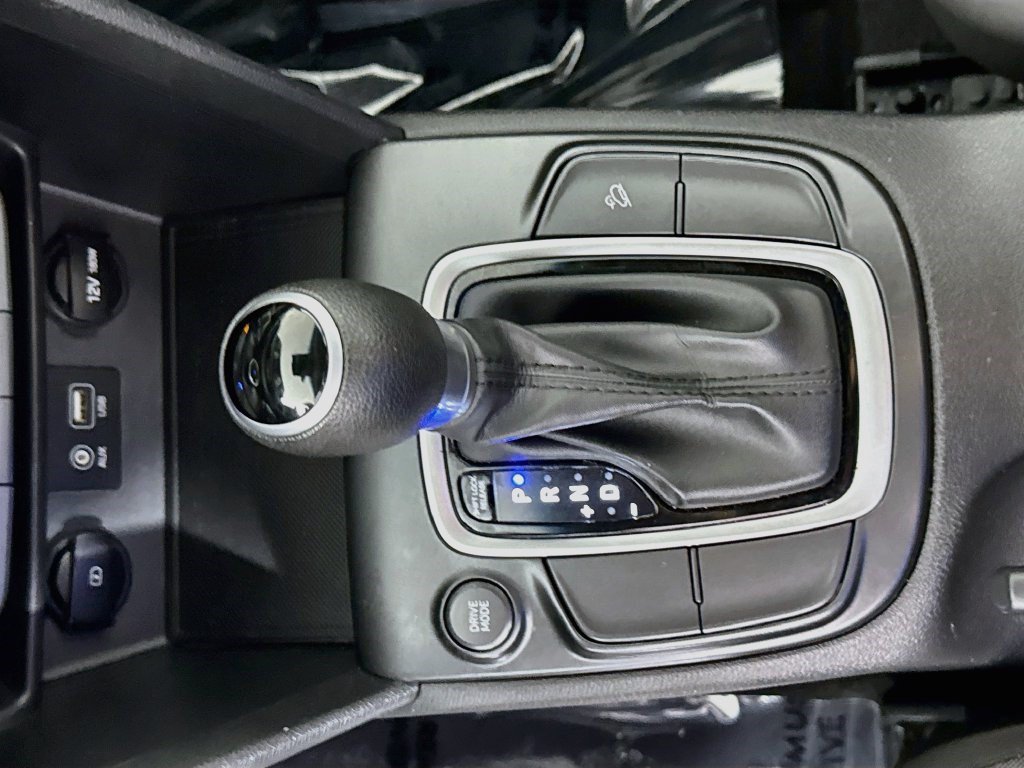 Used 2019 Hyundai Kona SE FWD image 19