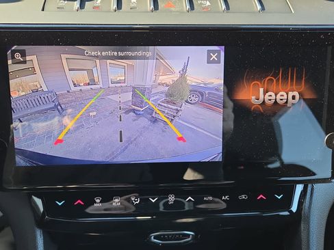 New 2026 Jeep Grand Cherokee Altitude image 26