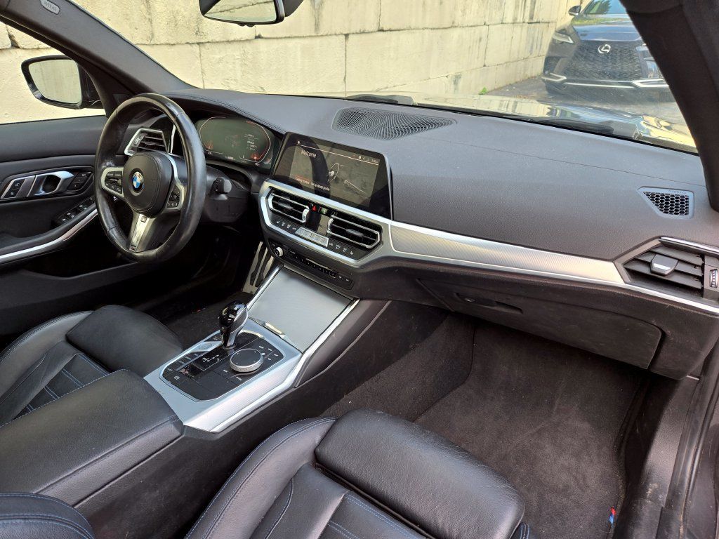 Used 2022 BMW 330i xDrive Sedan w/ M Sport Package AWD/4WD image 28