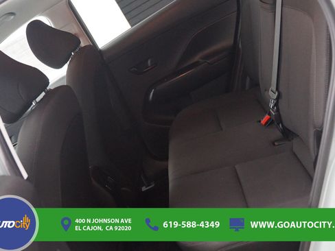 Used 2025 Hyundai Kona SEL AWD/4WD image 14