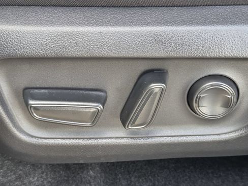Used 2026 Toyota RAV4 SE AWD/4WD image 28