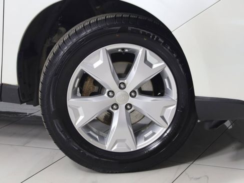 Used 2014 Subaru Forester 2.5i Limited image 14