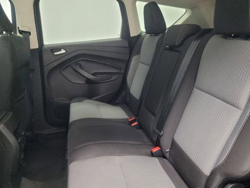 Used 2019 Ford Escape SE image 18