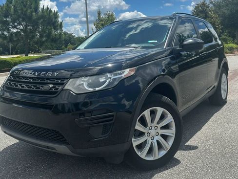 Used 2018 Land Rover Discovery Sport SE AWD/4WD image 1
