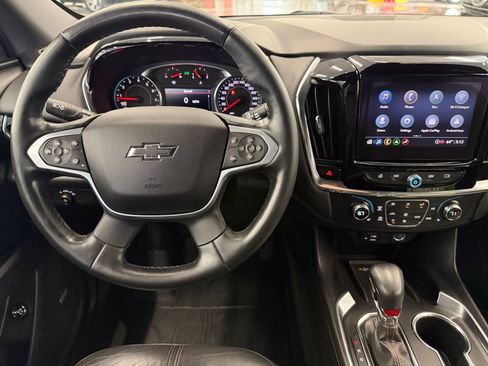 Used 2023 Chevrolet Traverse RS w/ LPO, Floor Liner Package AWD/4WD image 14